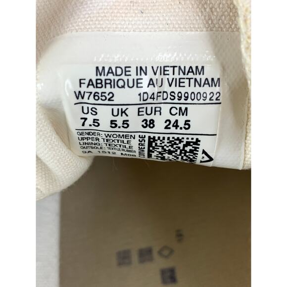 Converse Chuck Taylor All Star White Canvas Low Sneakers Women's 7.5 - Picture 8 of 8